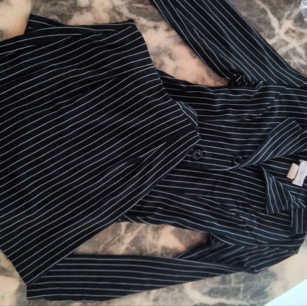 Casual corner pinstripe suit